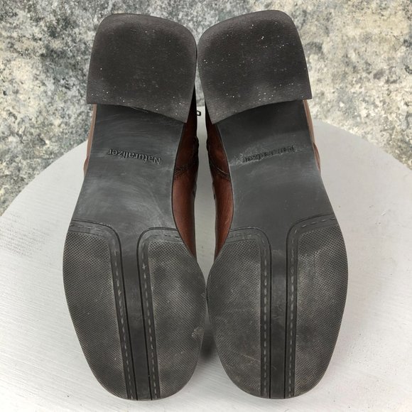 Naturalizer Women's Size 8M Brown Leather Block Heel Side Zip Ankle Booties - Picture 9 of 12